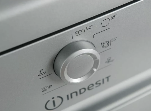 Посудомоечная машина Indesit DSCFE1B10SRU 