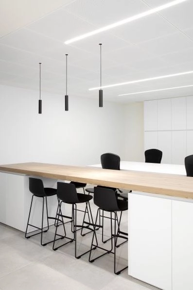 Профиль теневого шва алюминиевый F2.D2040L16 3м