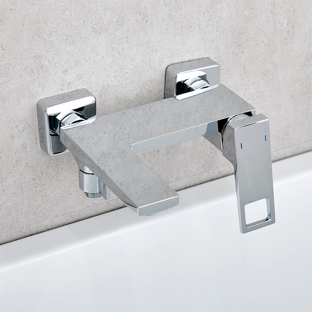 Смеситель для ванны Mateco Apri 107671