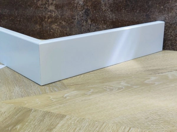 Plintă MDF Smartprofile Paint 80mm 2.4 80A alb 