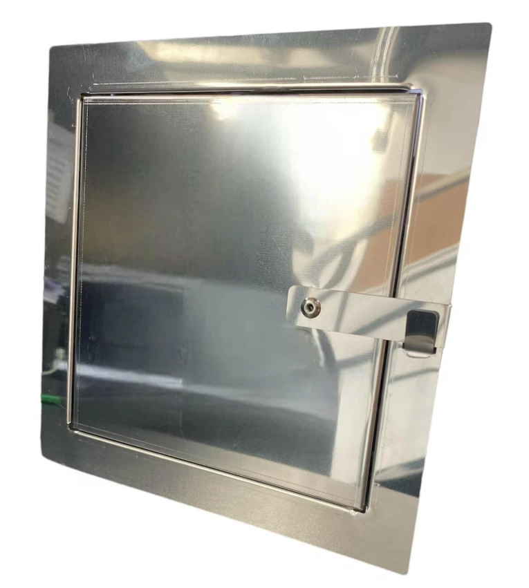Ușă de curățire inox 14